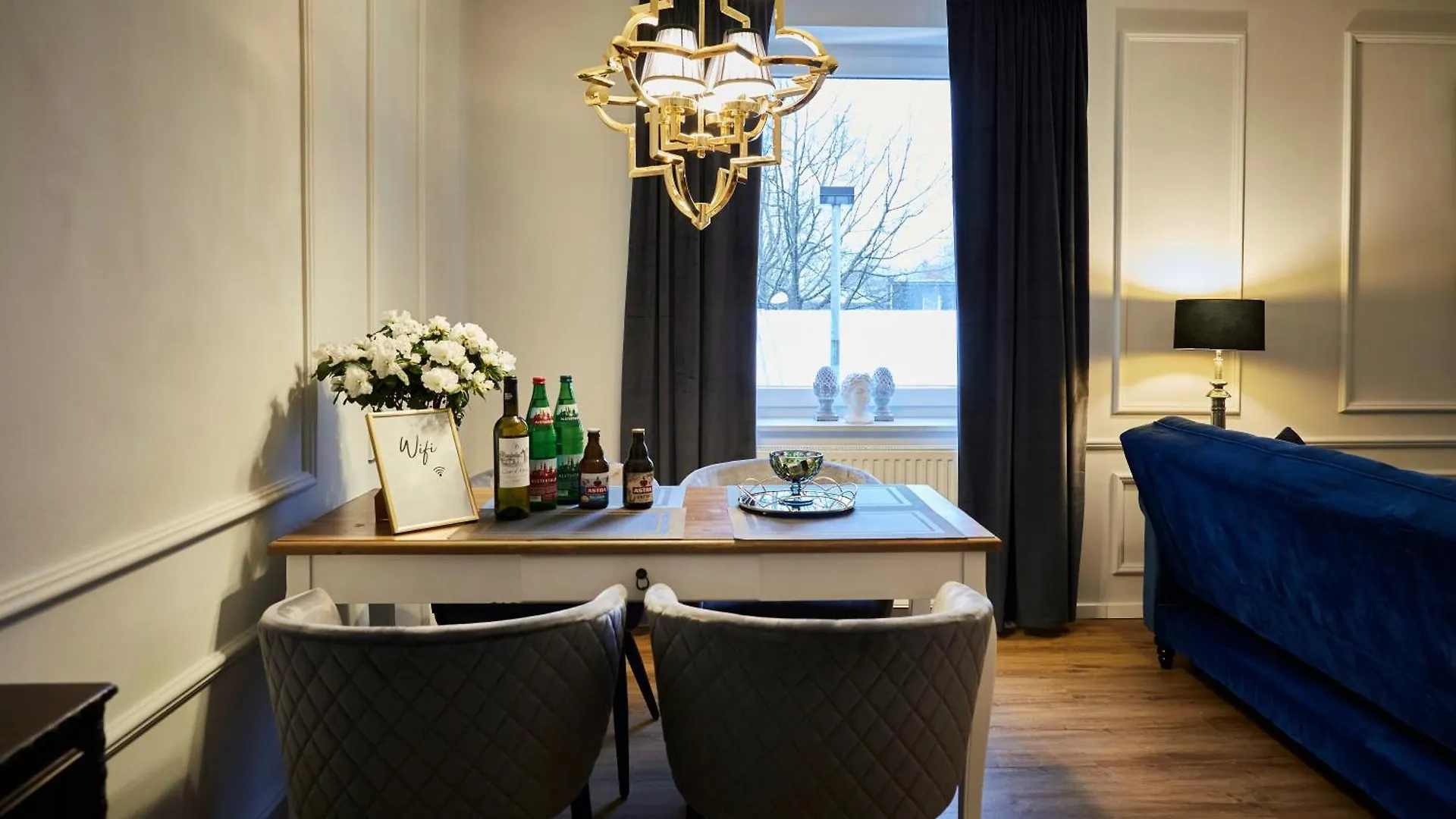 R B Apartment: Airport-Adjacent Hamburg Haven for Families and Professionals Apartment